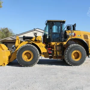 2020 CATERPILLAR 972M 7,996 Hours - NO RESERVE PRICE